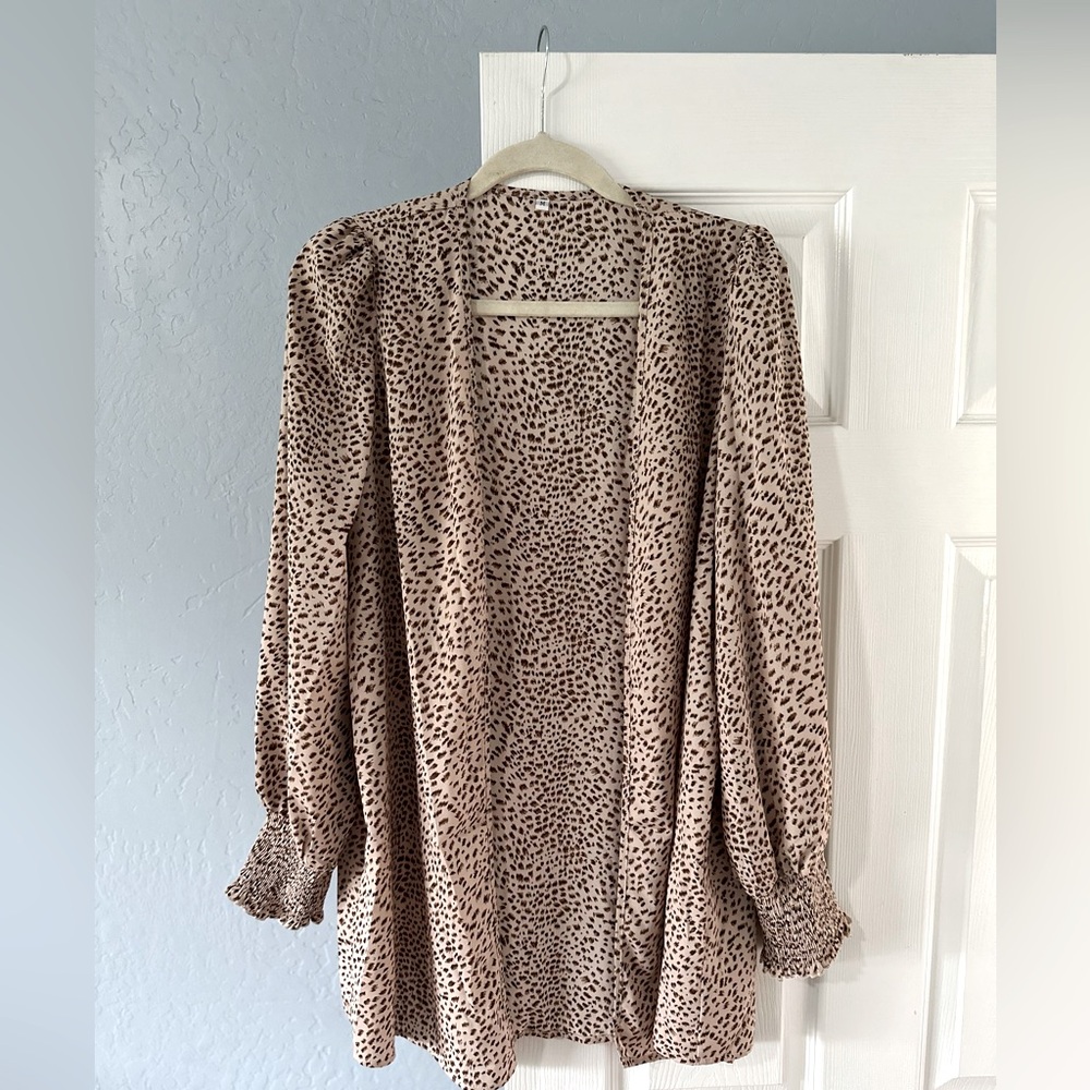 Boutique Brand Cardigan, Medium